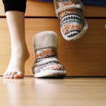 جلوگیری از سرمای کف خانه امکان پذیر است؟ گرمای لذت بخش در زمستان