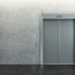 معرفی انواع آسانسور از نظر کابین، عملکرد، چاهک و مقایسه آن‌ها